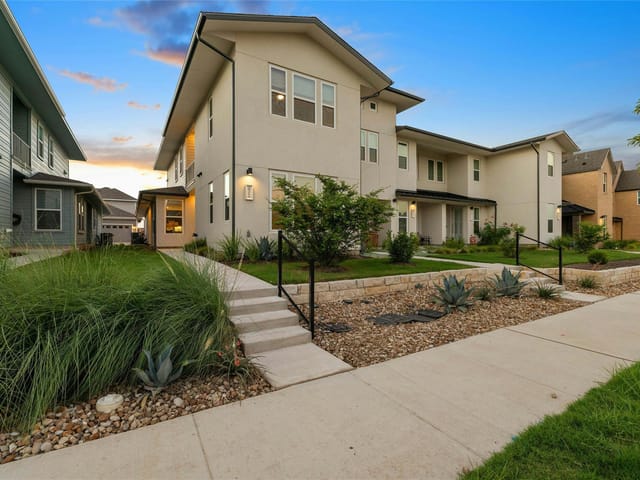 2508 Simond Ave Unit #A