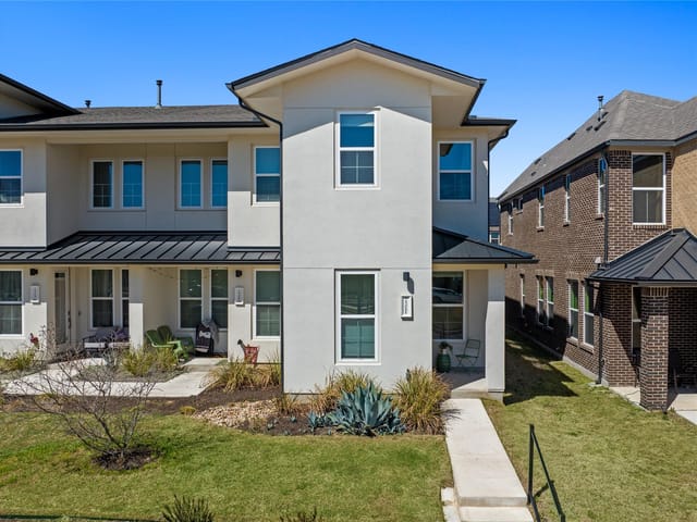 2508 Simond Ave Unit #E
