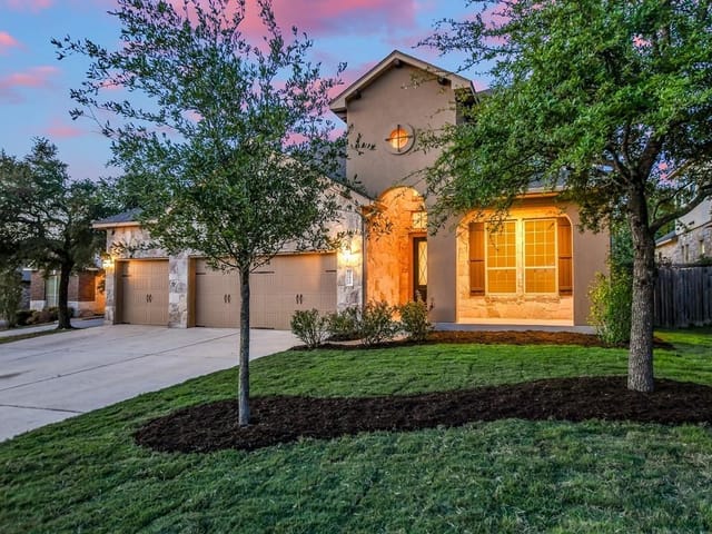 252 Willow Walk Cv