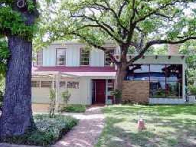 2520 SPRING LN