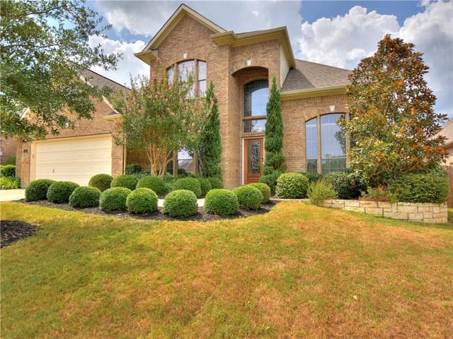 260 Grafton Ln