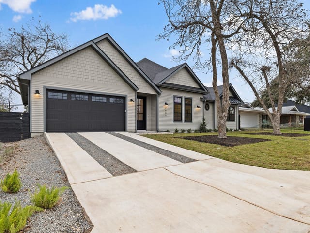 2606 Cascade Dr