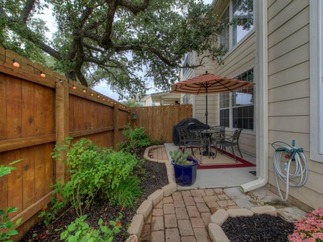 2632 Century Park Blvd Unit #40