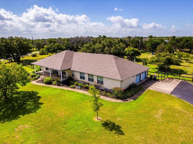264 N Showhorse Dr