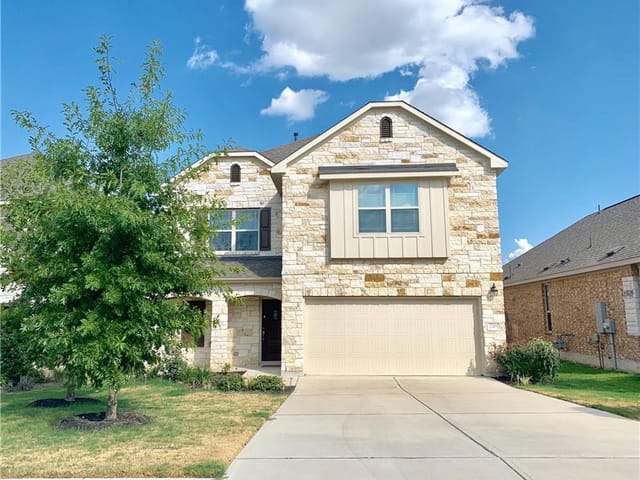 2705 Auburn Chestnut LN