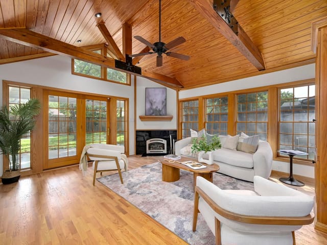 2710 Greenlawn Pkwy