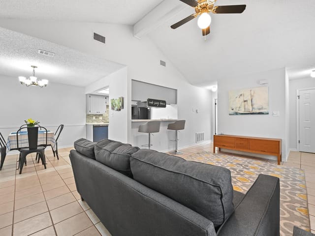 275 Mooring Cir Unit #A