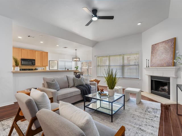 2801 Kickapoo Cavern Dr