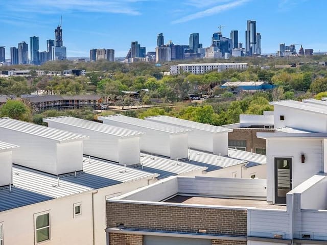 View 2805 McCurdy ST Unit #10 in Mueller 2805 McCurdy ST Unit #10 - front exterior - Luxury home in Mueller, Austin, TX