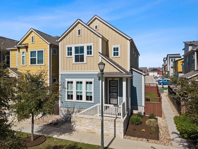 2806 Zach Scott St