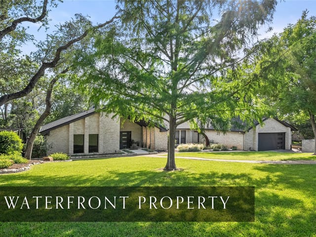 2924 Gabriel View Dr
