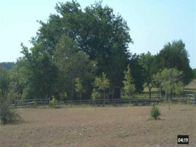300 Havelka RD