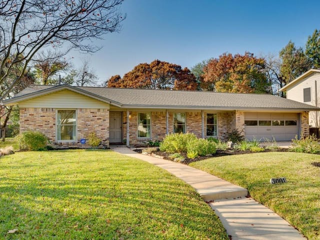 3001 Silverleaf Dr