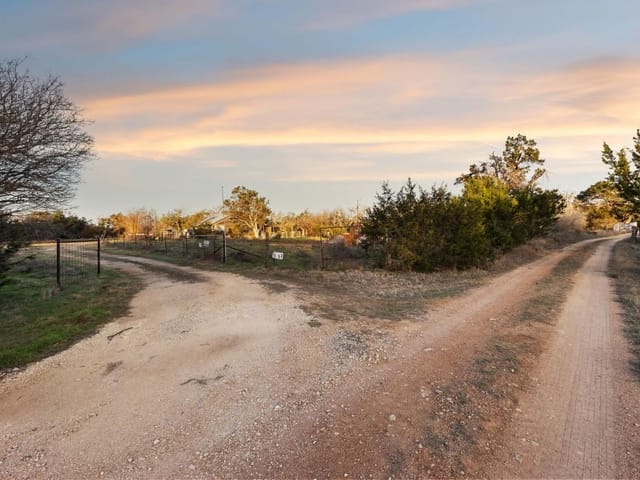3003 Old Red Ranch Rd
