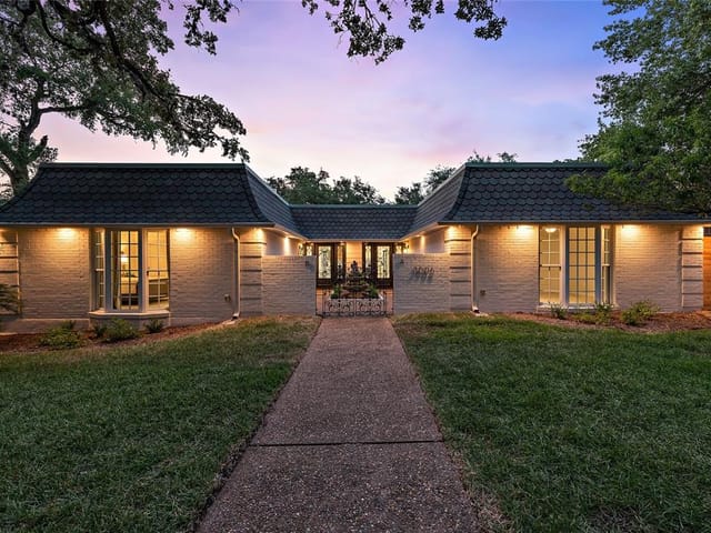 3006 Maywood Cr