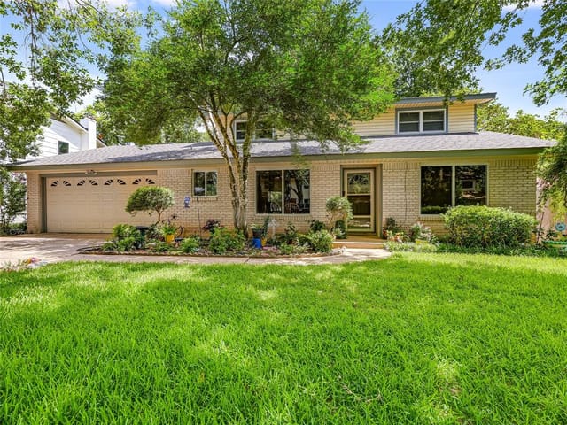 3006 SILVERLEAF Dr