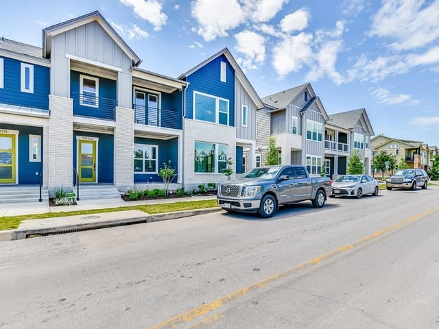 3009 Zach Scott St