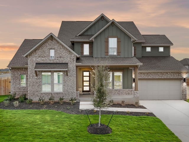 301 Yaklin DR
