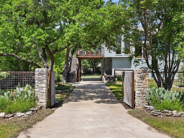 304 Flamingo Dr