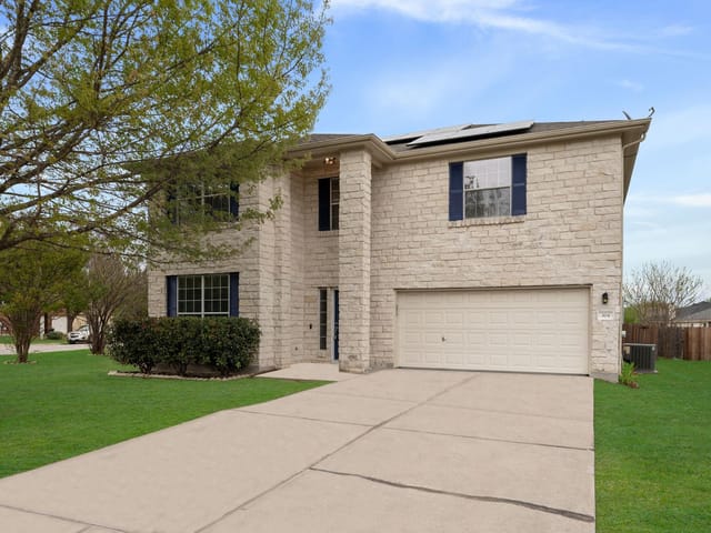 304 Gainer DR