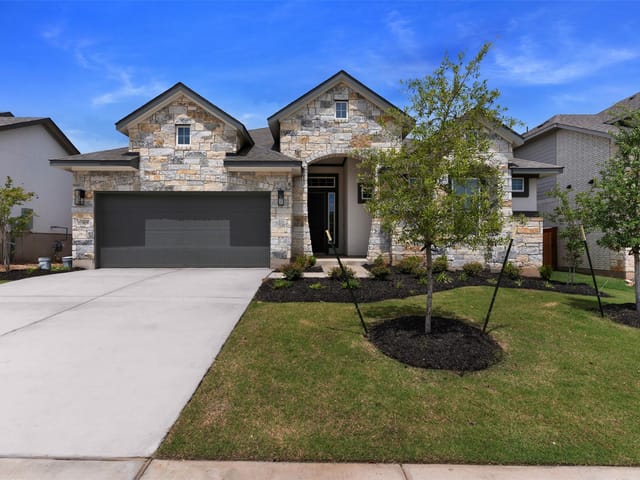 305 Oak Blossom RD