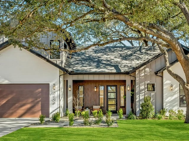 3104 Pinecrest DR
