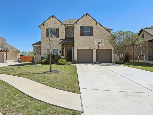316 Leon Loop