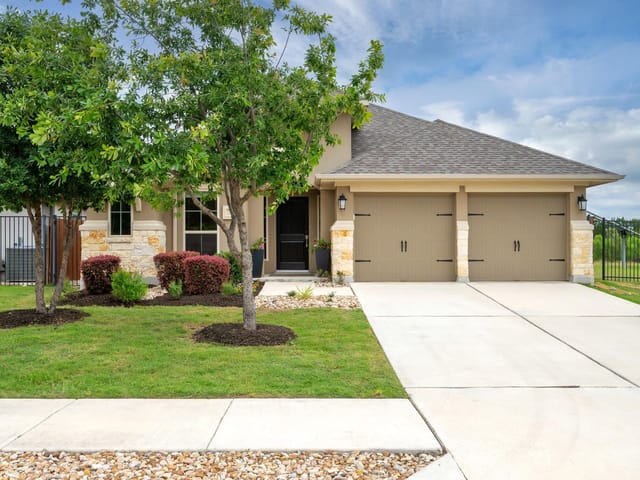 321 La Grotta LN