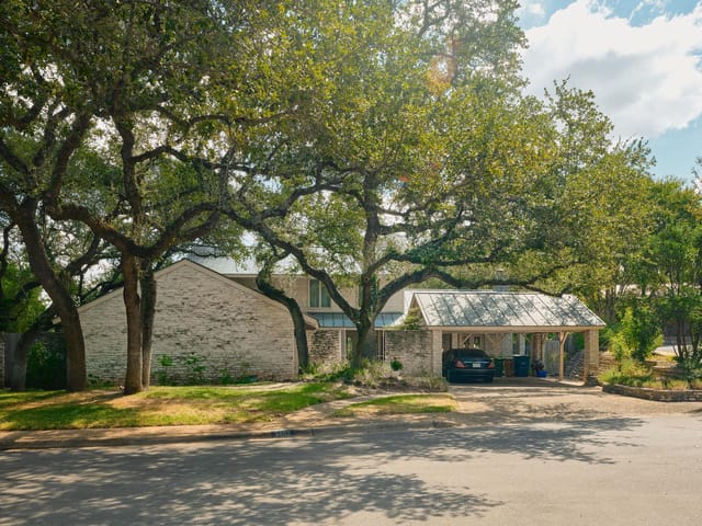 3403 Northwood Cir