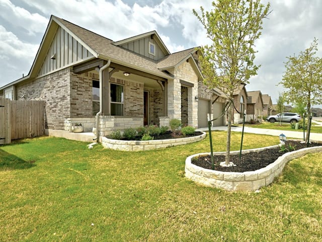 3717 Fieldfare DR