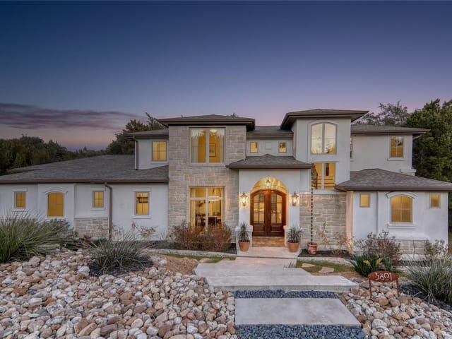 3801 Boone Dr
