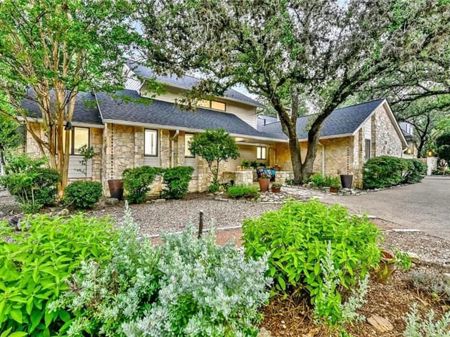 3805 Green Trails North N