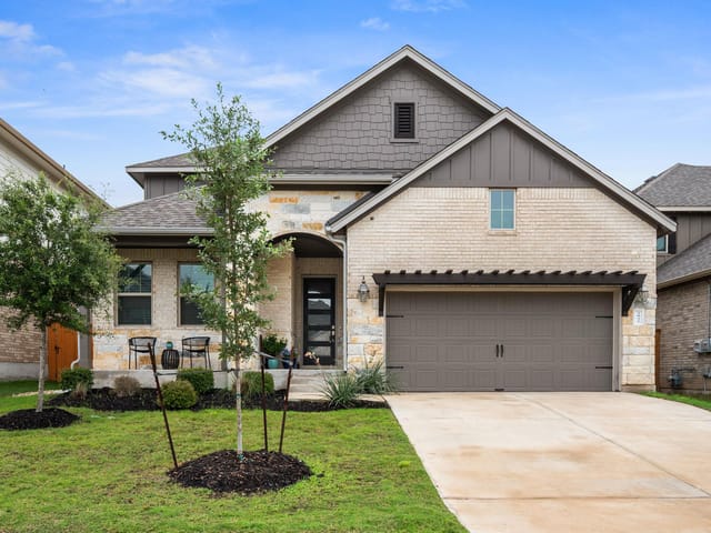 3932 Pine Cone WAY