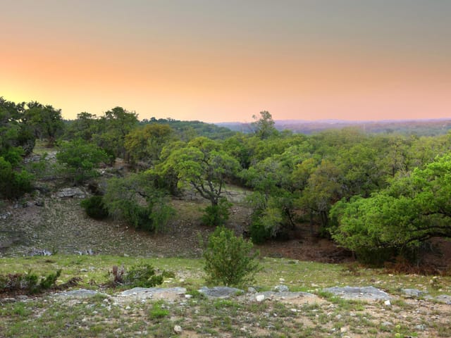 396 Waters View Ct