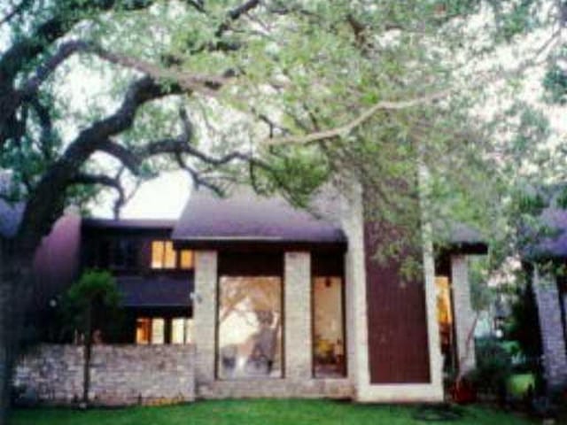 4 STONEY CREEK CV