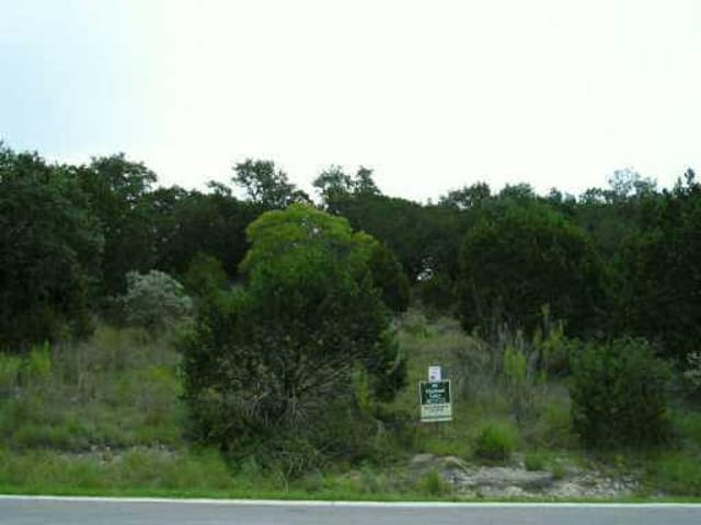 401 VALLEY HL