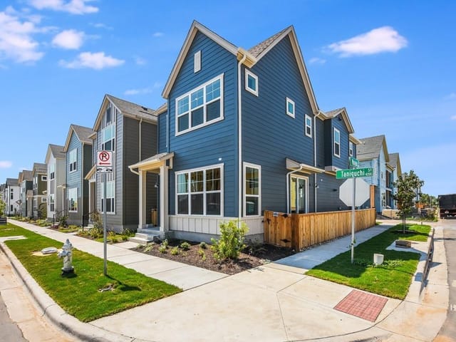 4112 Taniguchi St