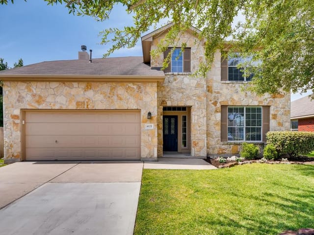 4125 Lake Edge WAY