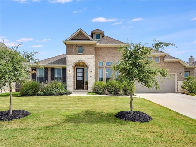 414 Swallowtail Dr