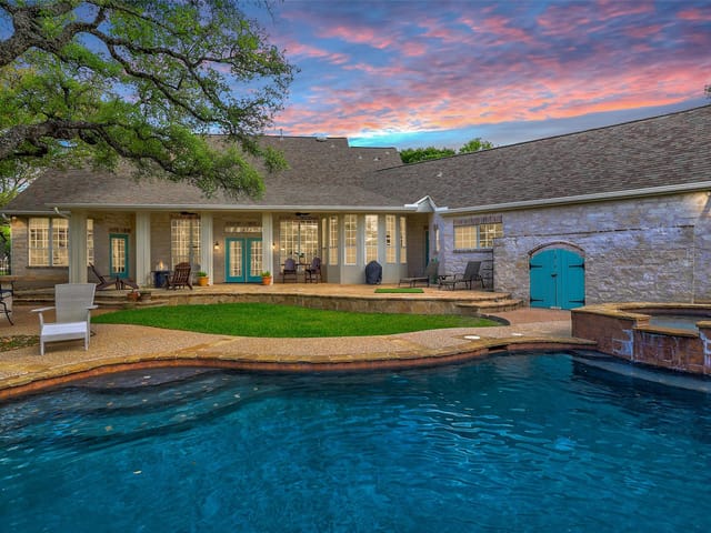 426 Logan Ranch RD
