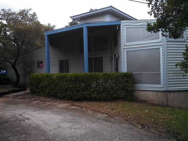 434 N Round Mountain Dr