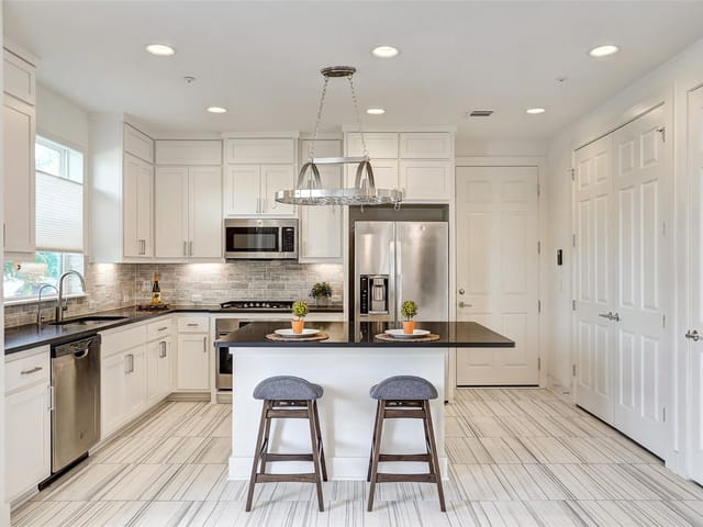 4413 Berkman Dr Unit #A