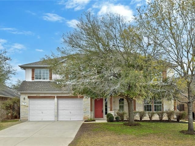 471 Manchester Ln