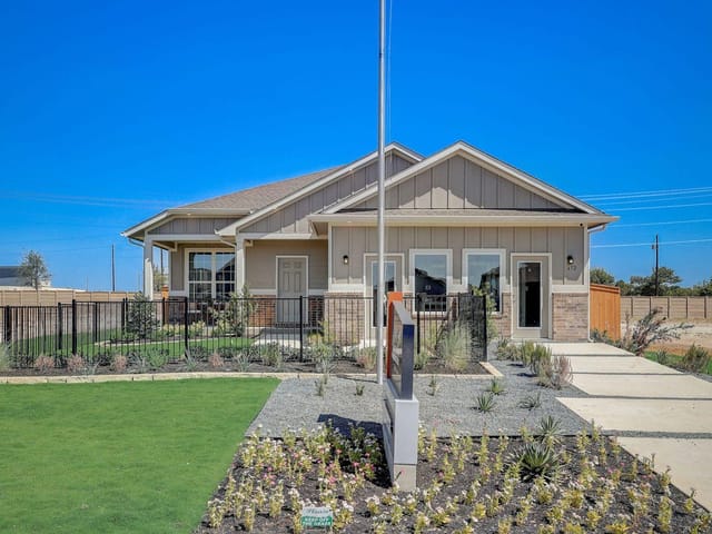 472 Josey Wales DR