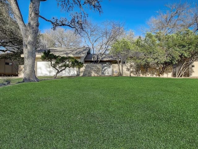 4833 Canyonbend Cir