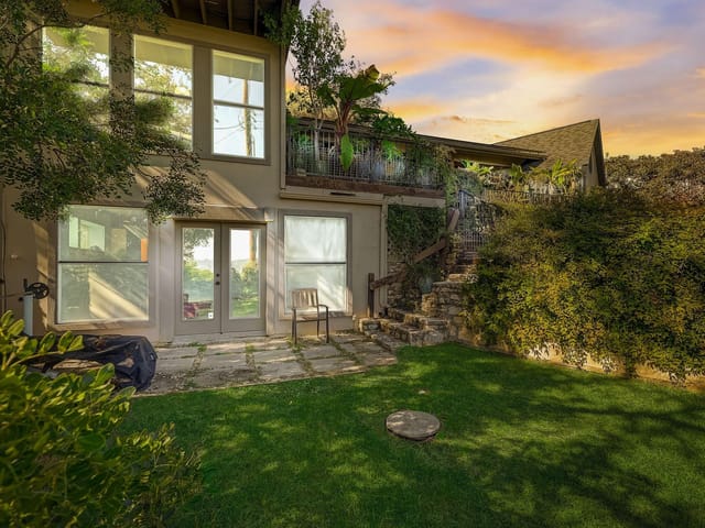 5009 Timothy Cir