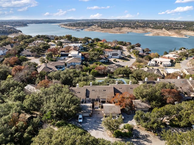 505 Rock Bluff Dr