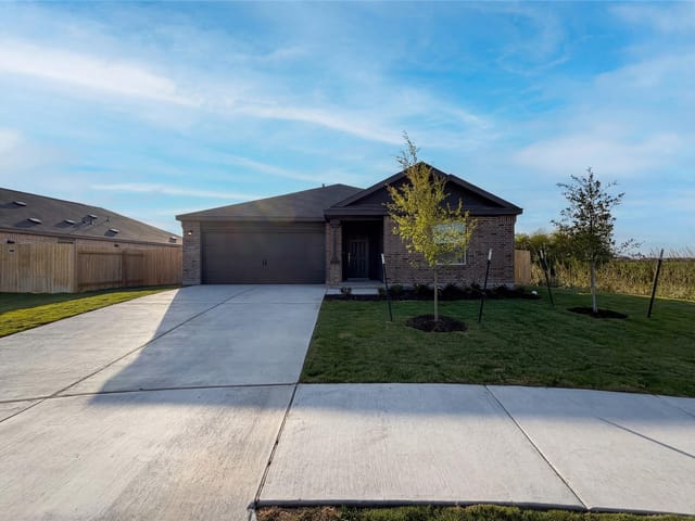 507 Vantage DR