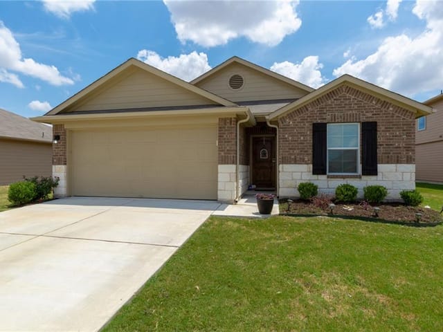 533 Luna Vista DR