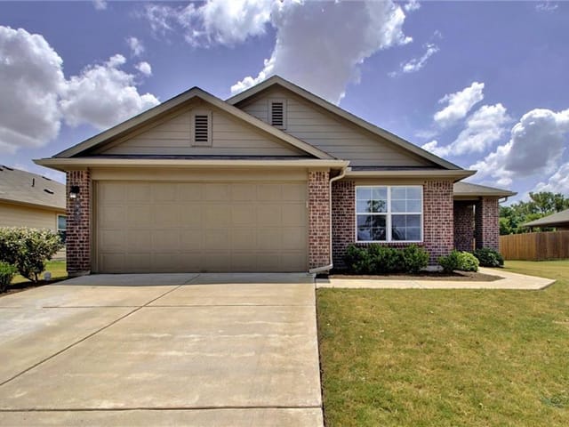 539 Luna Vista DR